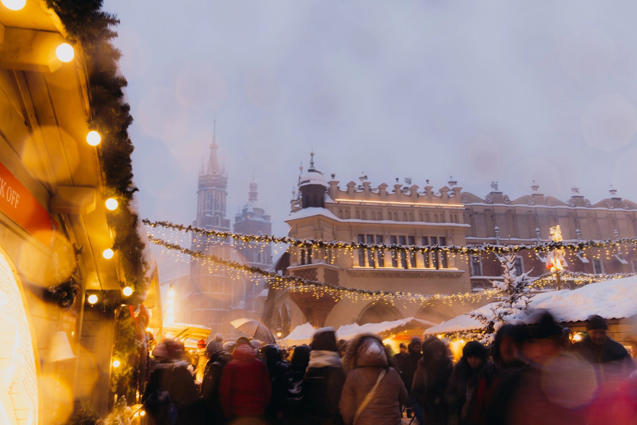 Crowded Christmas market in Krakow
